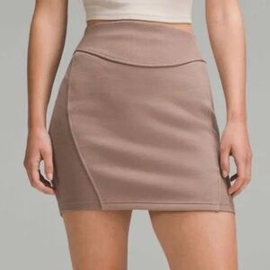 NWT Lululemon Scuba HR Mini Skirt Taupetastic L Tan Neutral